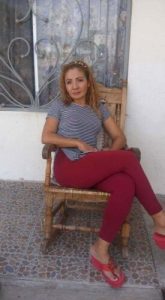 Kocaman Memeleri Olan Sağlam Bir Kadıköy Esmer Escort Necla